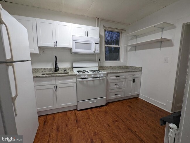 Building Photo - 7809 Wilson Ave