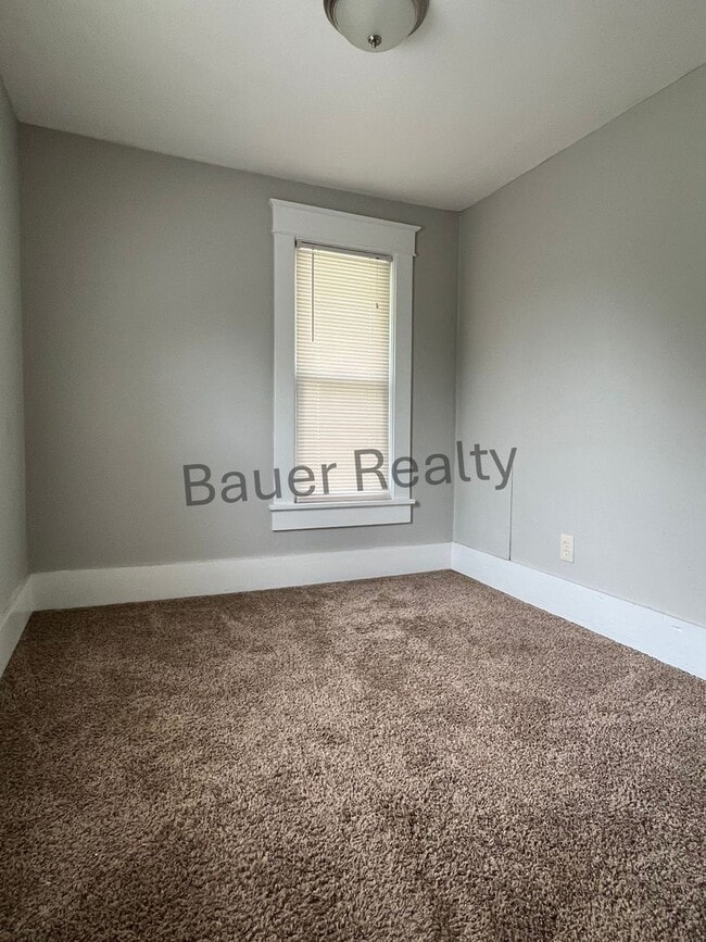 Building Photo - Two Story Home