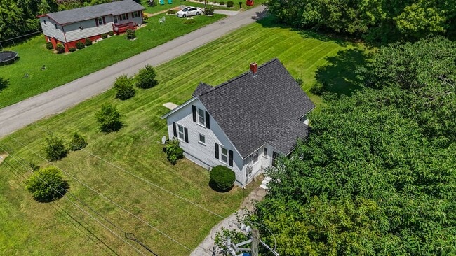 Building Photo - Updated 4-Bedroom Home in Blackstone!