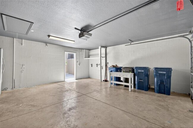 Building Photo - 11607 Old Florida Ln