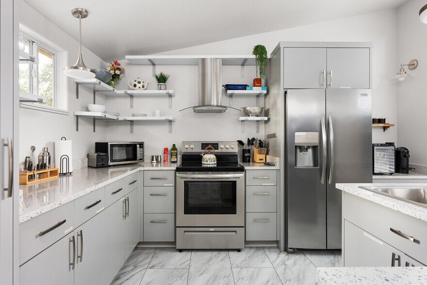 Building Photo - 64 York Creek Rd