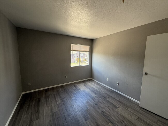 Building Photo - 12643 Ashford Meadow Dr