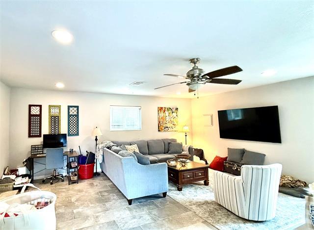 Building Photo - 6905 Arboreal Dr