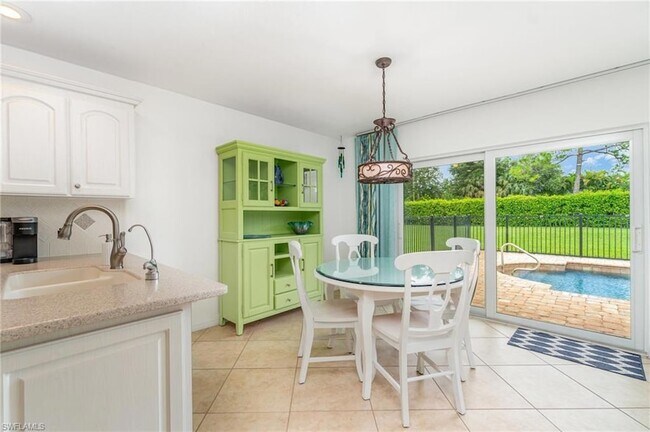 Building Photo - 1933 Countess Ct