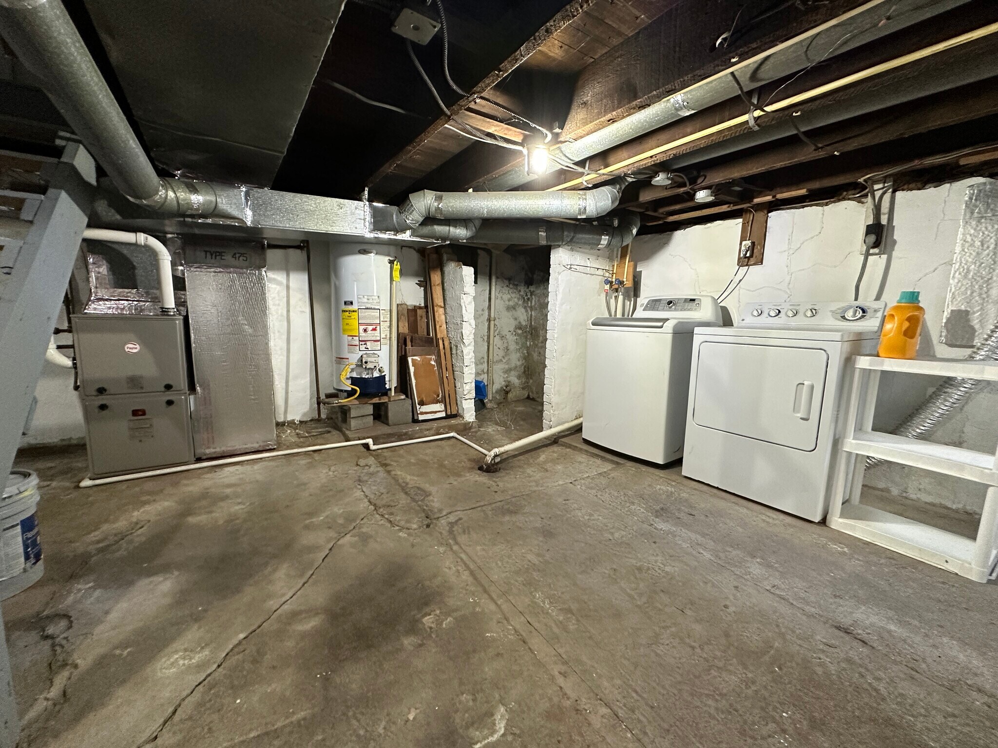 Building Photo - 11 Walker St