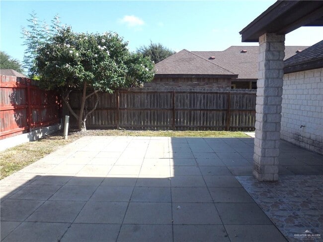 Building Photo - 6225 N 45th St