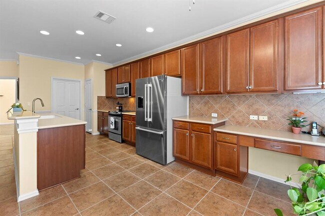 Building Photo - 128 Prairie Creek Trail