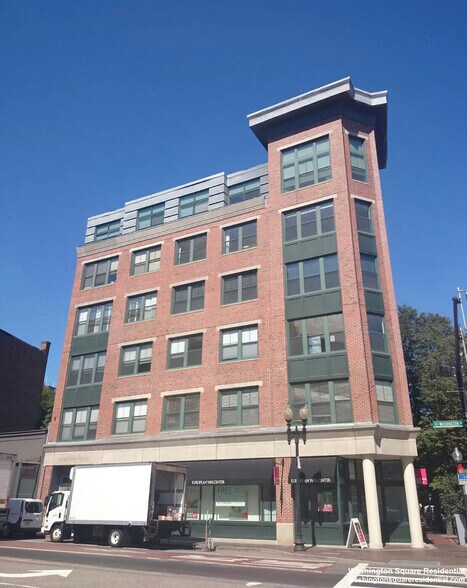 Building Photo - 1387 Washington St