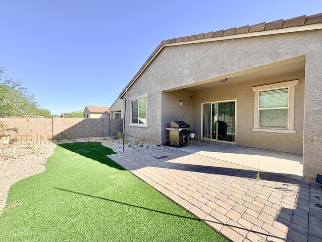 Building Photo - 6638 E Via Jardin Verde