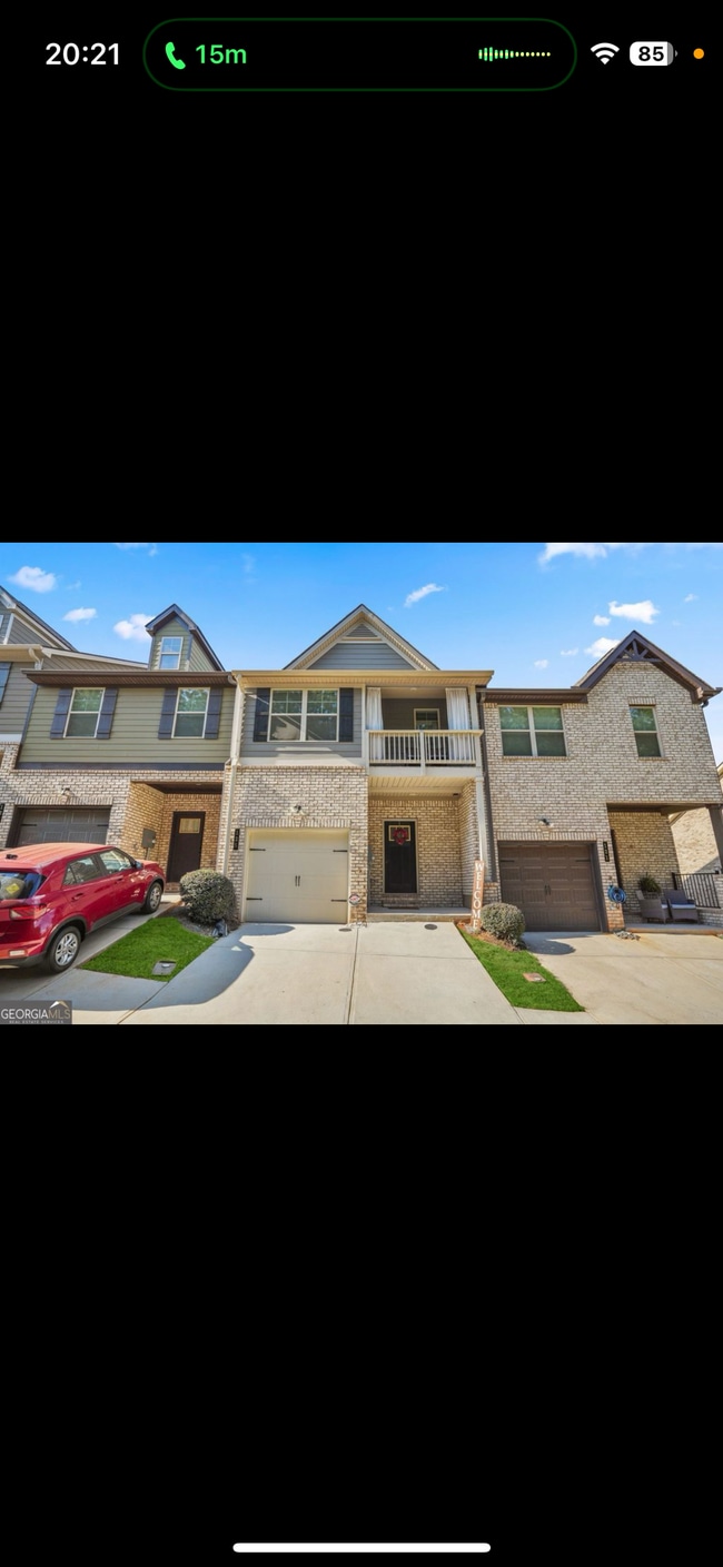 Primary Photo - 125 White Mountain Pass