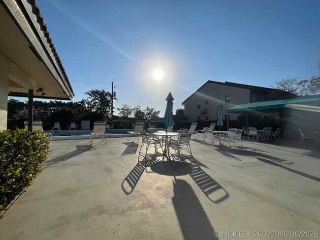 Building Photo - 4682 Lucerne Lakes Blvd E