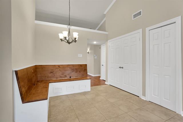 Building Photo - 6804 Beeman Dr