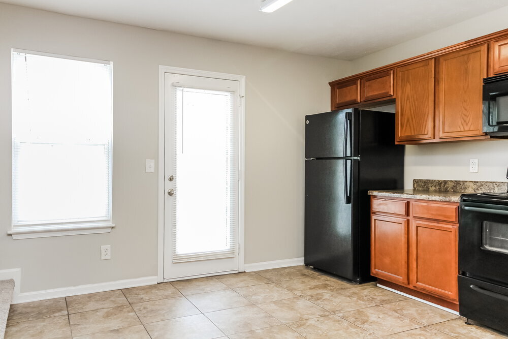 Building Photo - 8029 Logan Dr