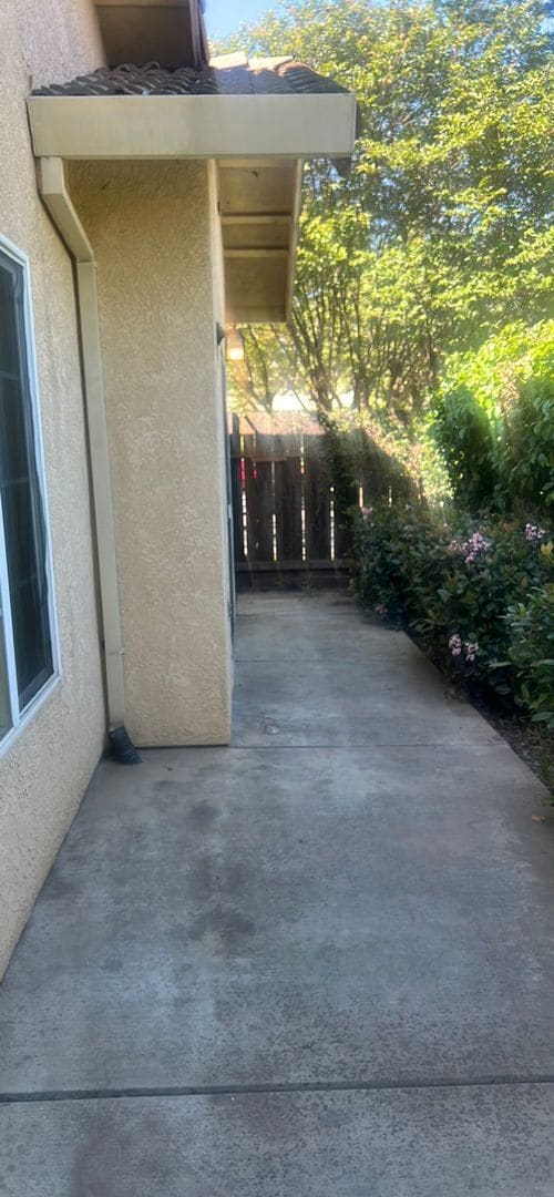 Building Photo - 603 Gateway Dr