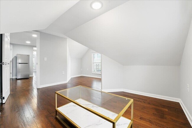 Building Photo - 104 Malone Ave