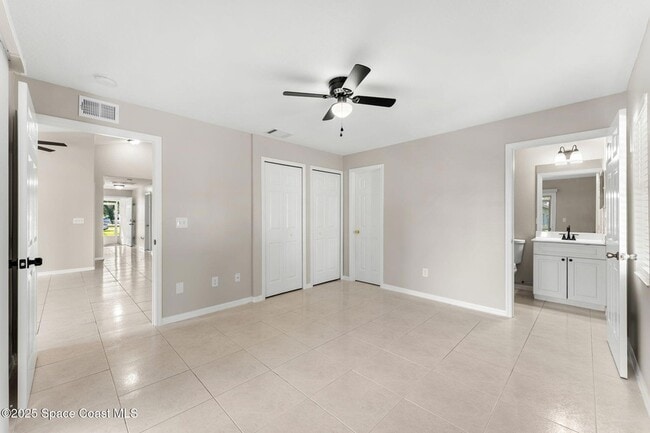 Building Photo - 158 Empress Ave