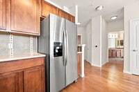 Building Photo - $2,195.95 - 2 bed, 2 bath Spacious Condo in Broomfield with AC and In Unit Laundry!