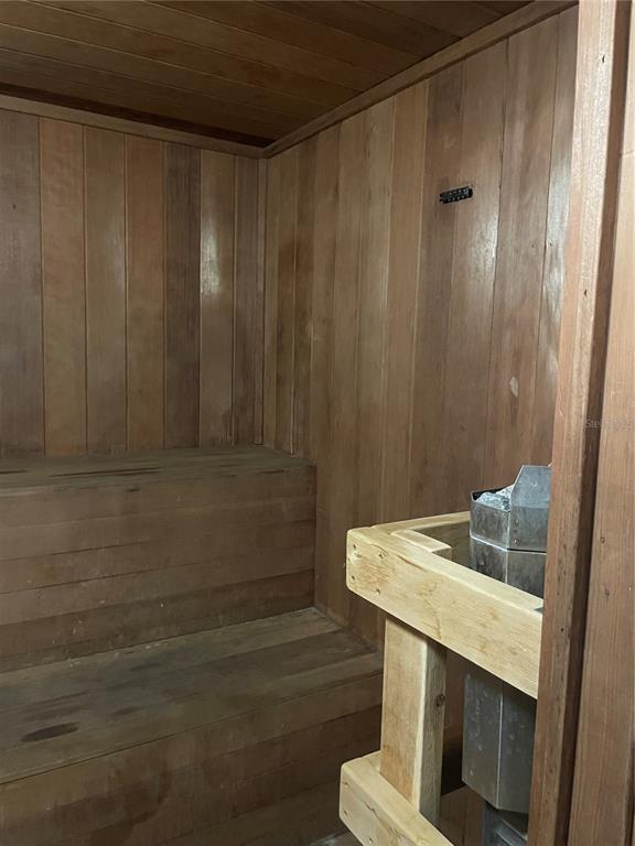 Building Photo - 7872 Sailboat Key Blvd S