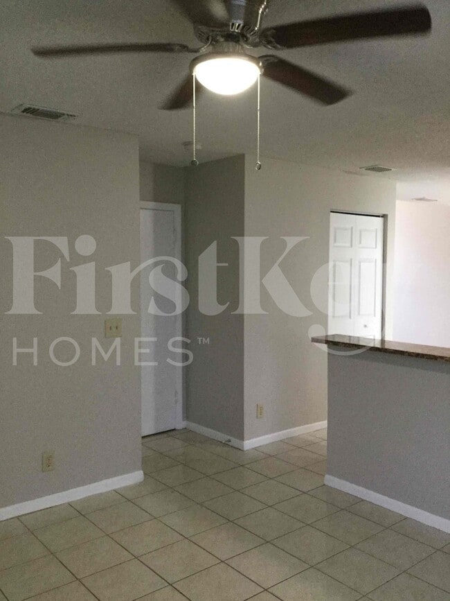 Building Photo - 3085 Lighthouse Pl