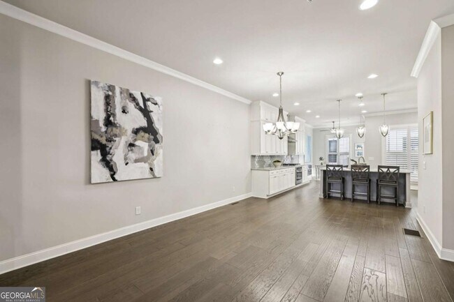 Building Photo - 355 Cricket Ln