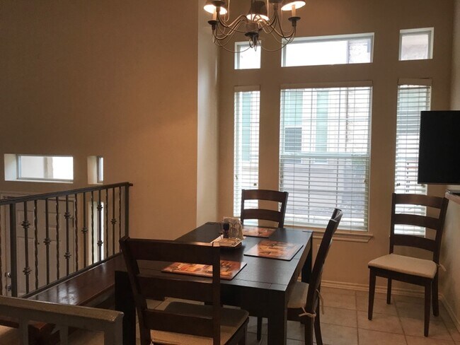 Building Photo - 2918 Ranch Road 620 N