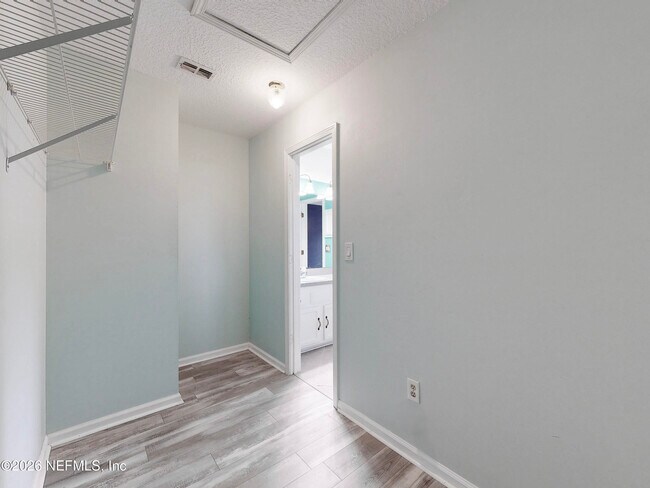 Building Photo - 2084 Frogmore Dr