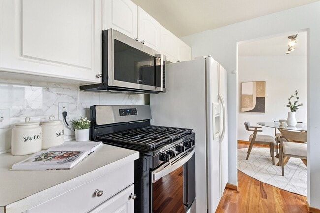 Building Photo - Beautiful Renovated Home in Excellent School District, Sammamish!