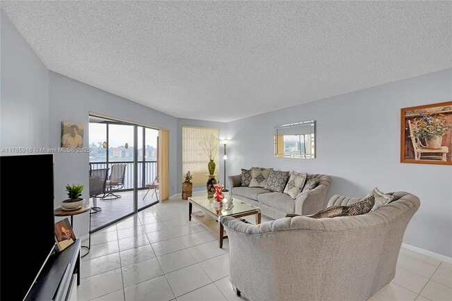 Primary Photo - 7250 Fairfax Dr
