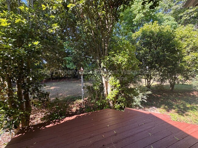 Building Photo - 102 Powder Mill Ct