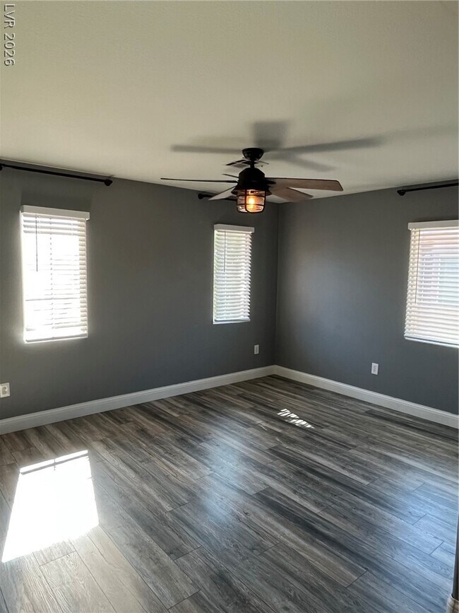 Building Photo - 5525 Mesquite Creek St