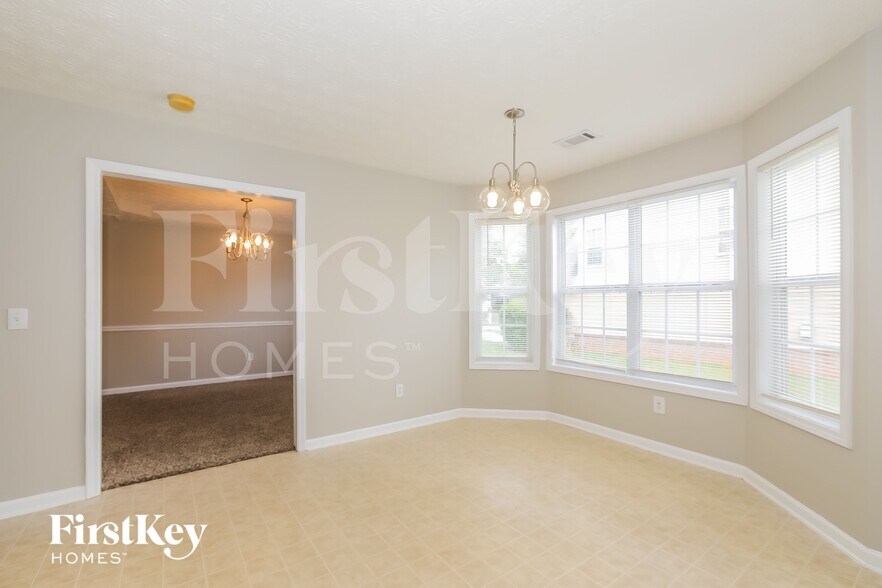 Building Photo - 3360 Wrenwood Ct