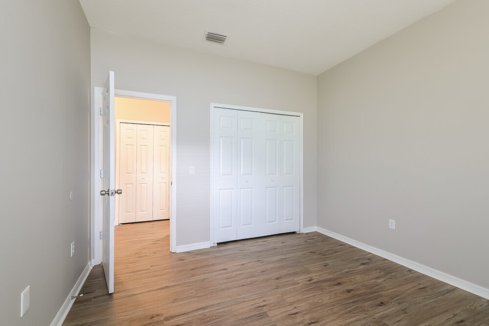 Building Photo - 2417 Huron Cir