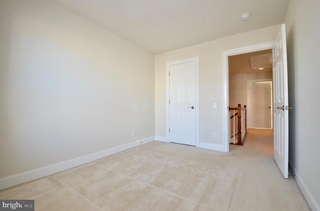 Building Photo - 3053 Waterloo Ln