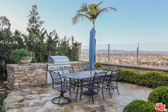 Building Photo - 7391 W Coastal View Dr