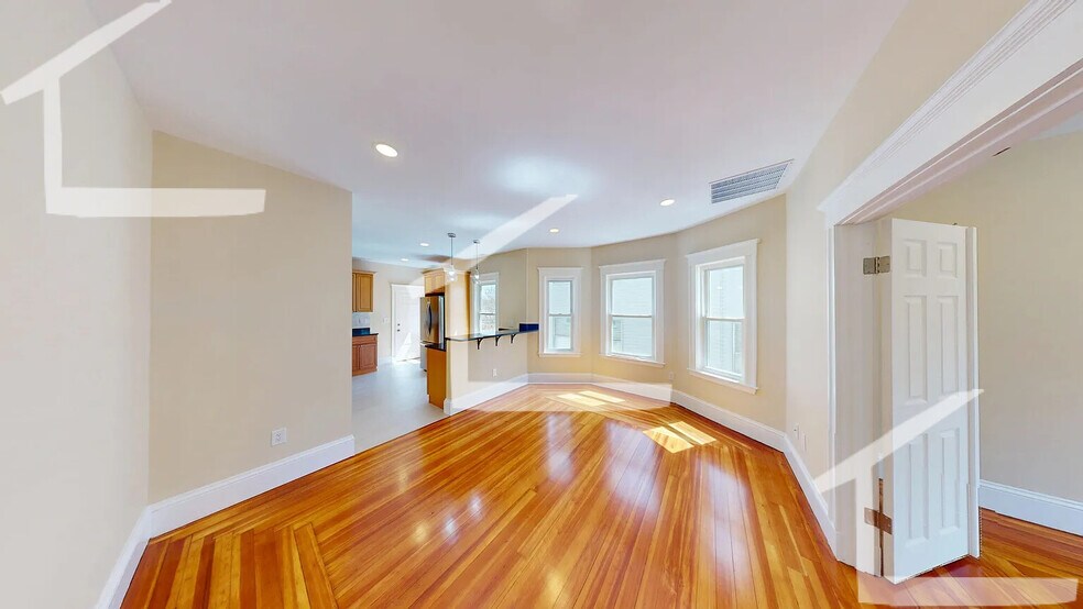 Building Photo - 27 Champney St
