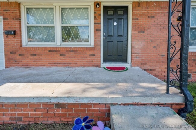Building Photo - 9115 E Latimer Pl