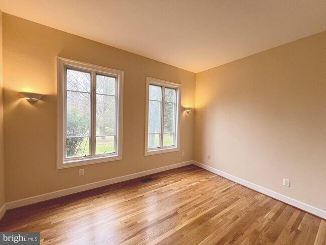 Building Photo - 1312 Kurtz Rd