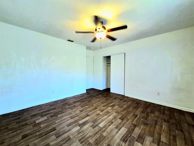 Building Photo - 2413 E 38th Ave