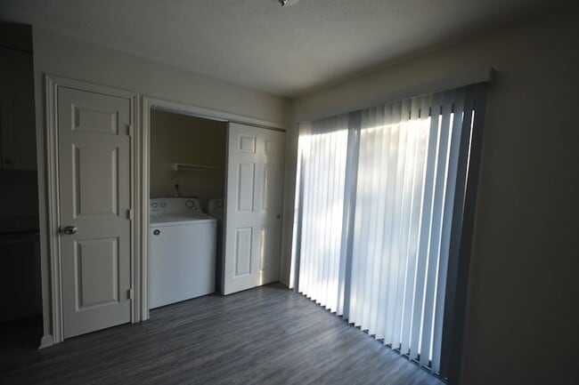 Building Photo - 24215 Beef Canyon Dr