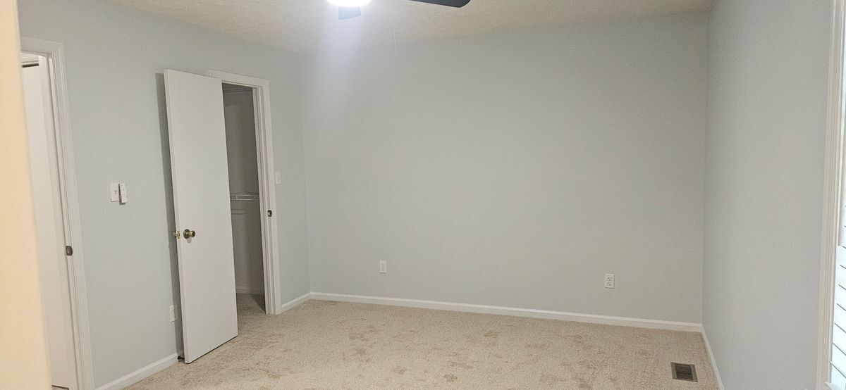 Building Photo - 1075 Pleasantview Cir
