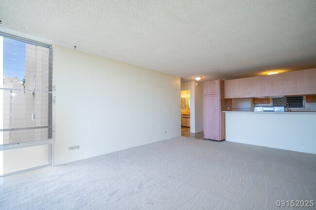 Building Photo - Remodeled 2BR/2BA/2 Covered Parking stalls...
