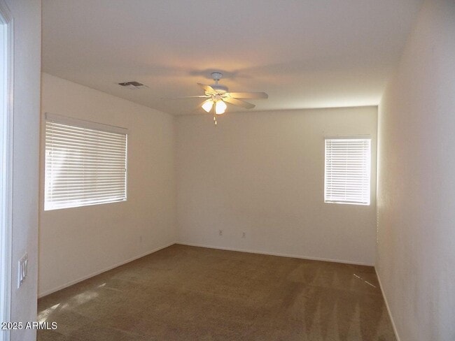 Building Photo - 45449 Alamendras St