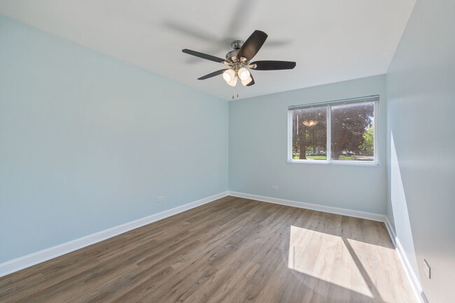 Building Photo - 940 Beau Dr