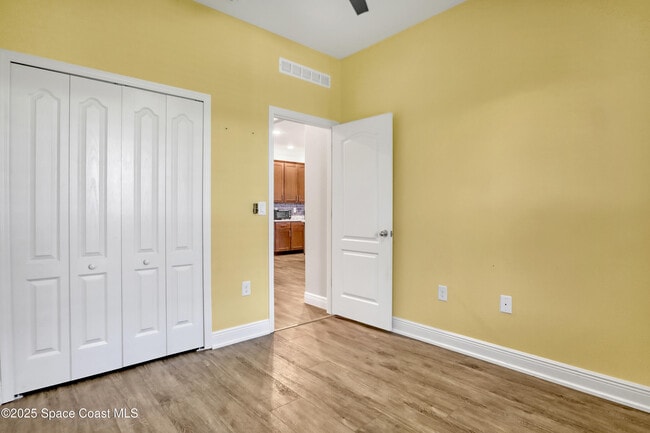 Building Photo - 4318 Lago Vis Dr