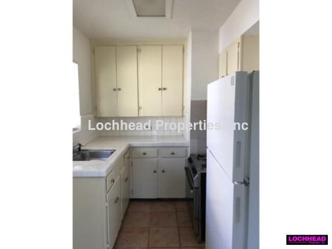 Building Photo - 1 bedroom duplex!!!! Dallas!