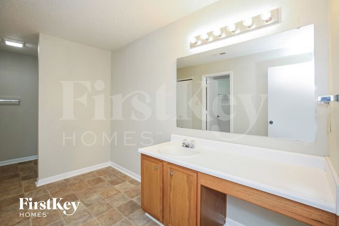 Building Photo - 9127 Stones Bluff Ln