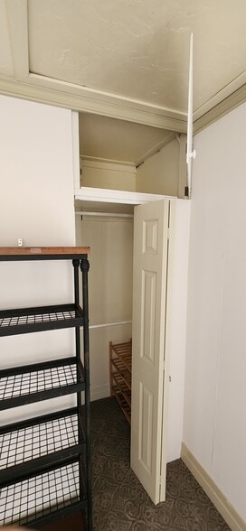 Building Photo - 1726 Ocean Way
