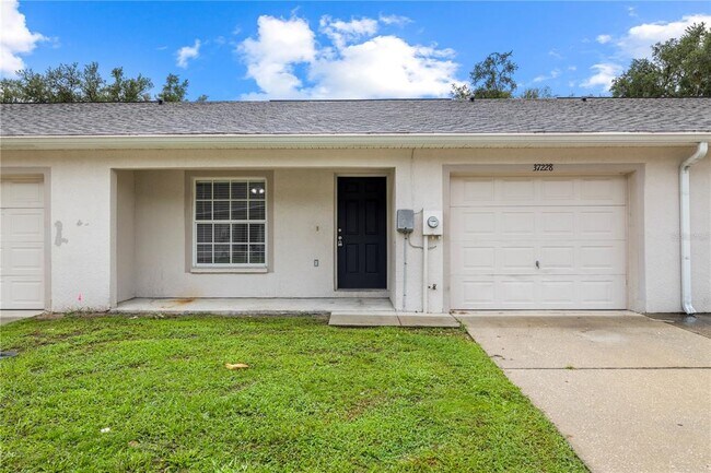 Building Photo - 37228 Grassy Hill Ln