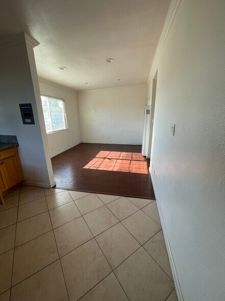 Building Photo - 2135 7th Ave