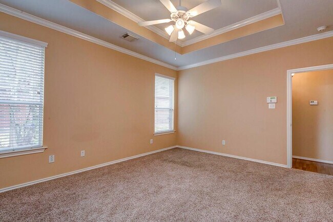 Building Photo - 3 Viola Bloom Ct